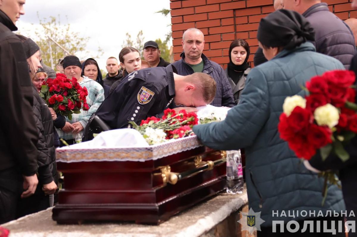 Відбулося прощання із Максимом Зарецьким. Фото: Національна поліція