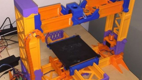 Создан 3D-принтер, который можно распечатать на 3D-принтере