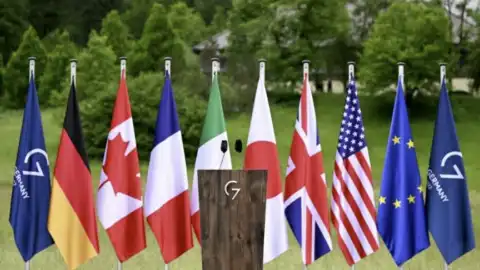 United States, through G7, initiates a new USD 50 billion aid package to Ukraine – Bloomberg