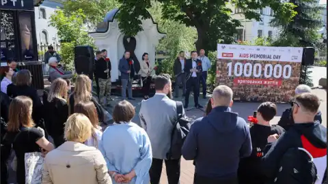 Мільйон протестованих людей на ВІЛ: результат роботи проєкту HealthLink за 7 років