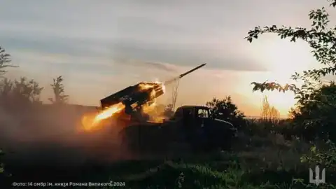 128 combat clashes take place at the front, 52 of them on Pokrovske Axis – General Staff
