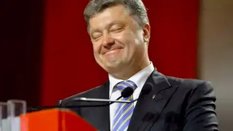 НАПК уличило партию Порошенко на выводе 35 млн грн из госбюджета на собственный счет, – движение "ЧЕСНО"