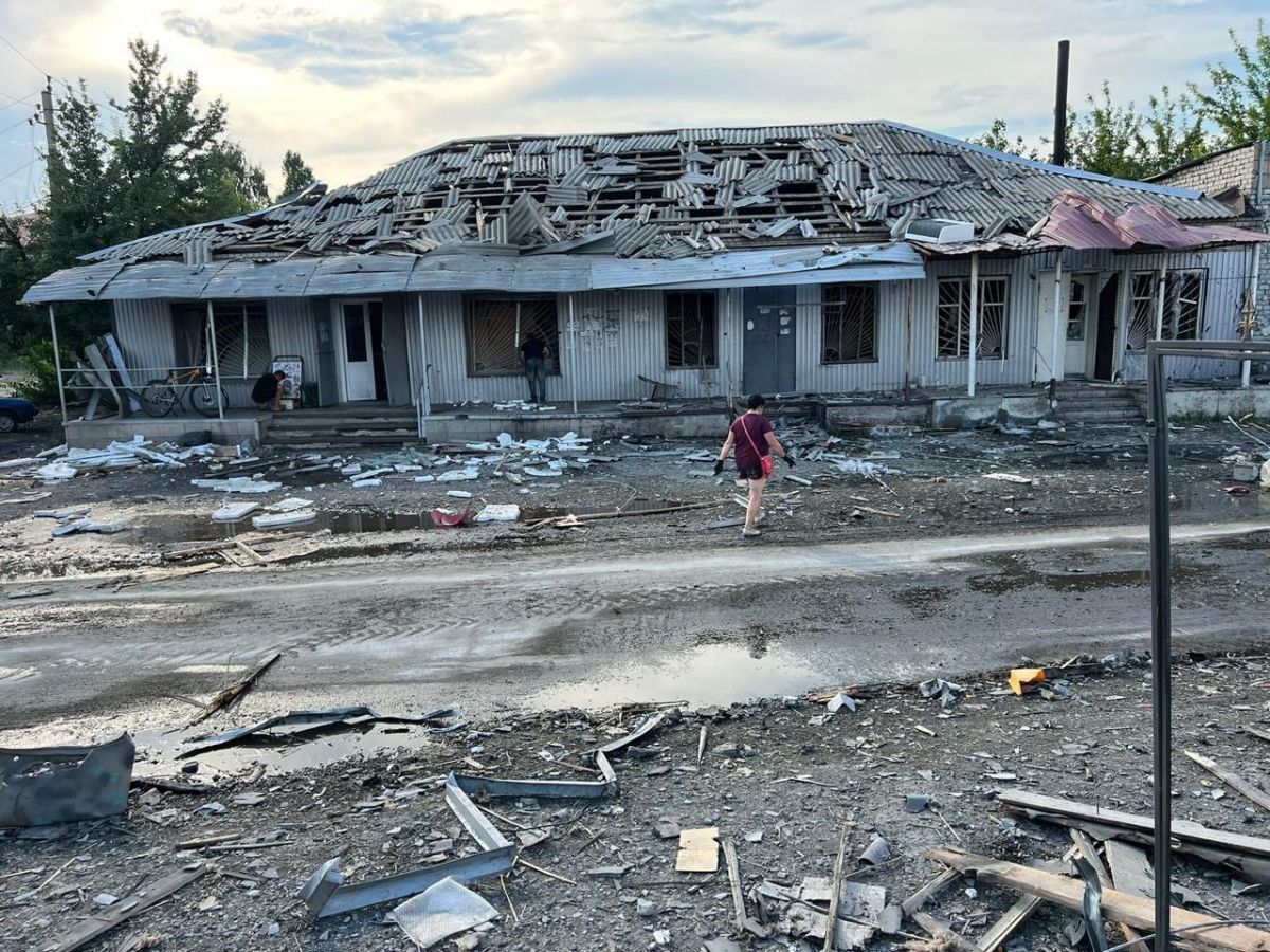 Наслідки атаки росіян на Лиман Донецької області. Фото: Telegram/Вадим Філашкін / Донецька ОДА (ОВА)