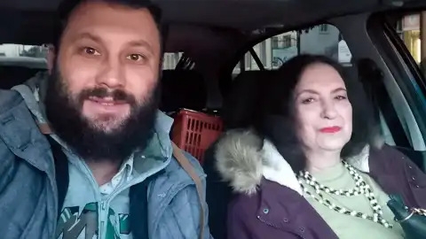 Михаил Тонконогий с мамой. Фото: facebook.com/mtonkonogyi