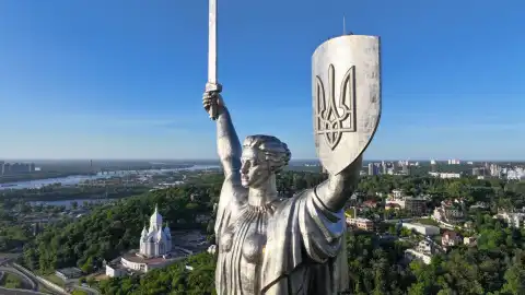 "Батьківщина-мати". Фото: facebook Національний музей історії України у Другій світовій війні