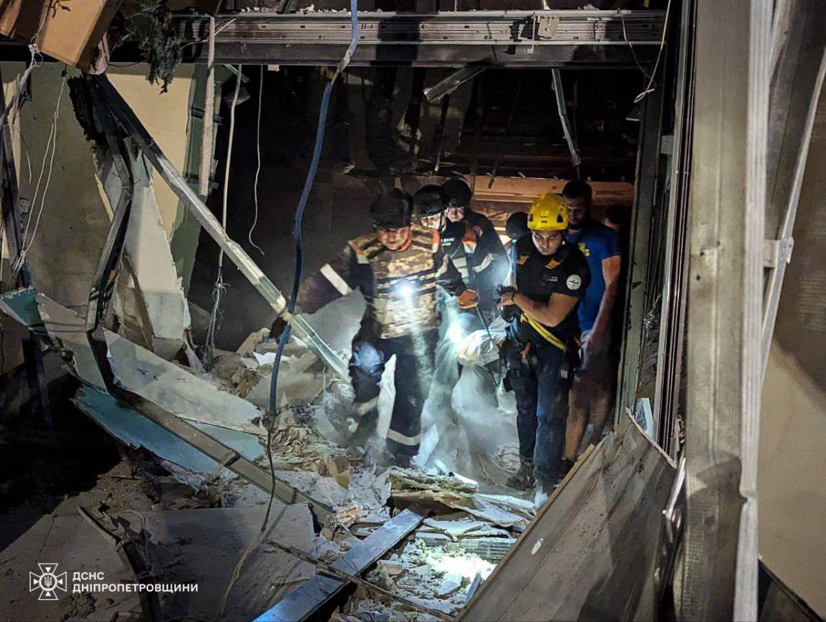  Search and rescue operation in Kryvyi Rih. Photo: SESU