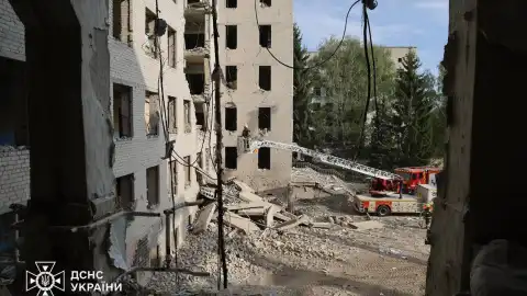 Последствия российской атаки баллистикой по Полтаве 3 сентября. Фото: ГСЧС