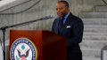 US Deputy Secretary of State Robinson loses suitcase with clothes during his arrival in Ukraine