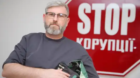 Хто зриває контракти на бронежилети для ЗСУ? Розслідування журналіста Хмурого доходить кінця
