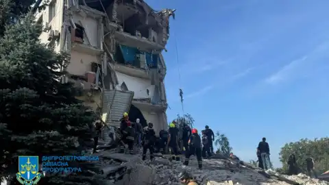 Наслідки атаки по Кривому Рогу. Фото: Дніпропетровська обласна прокуратура