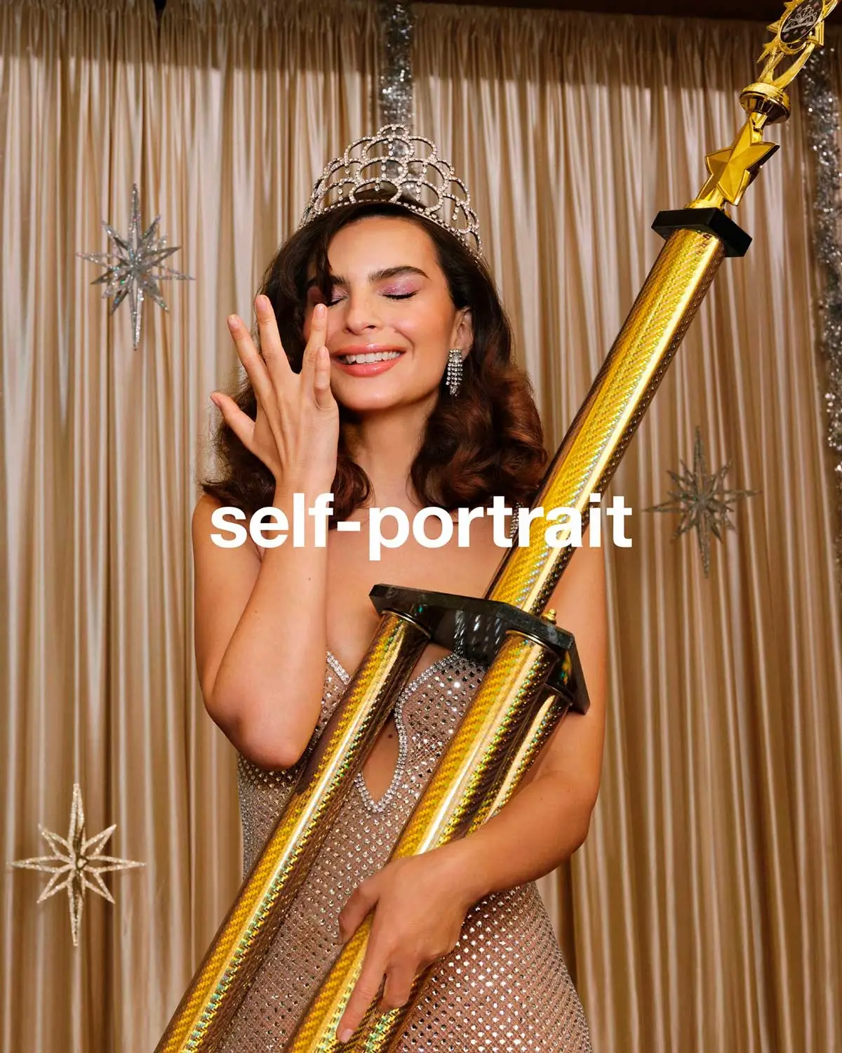 Емілі Ратаковскі в рекламі Self-Portrait Емілі Ратаковскі в рекламі Self-Portrait