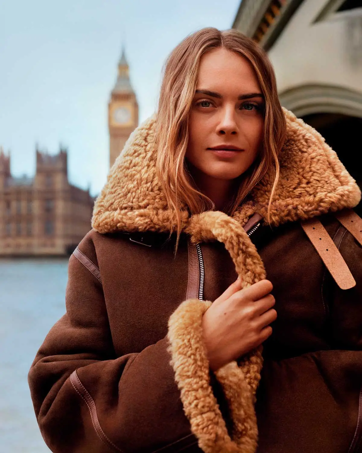 Кара Делевінь. Фото: Burberry