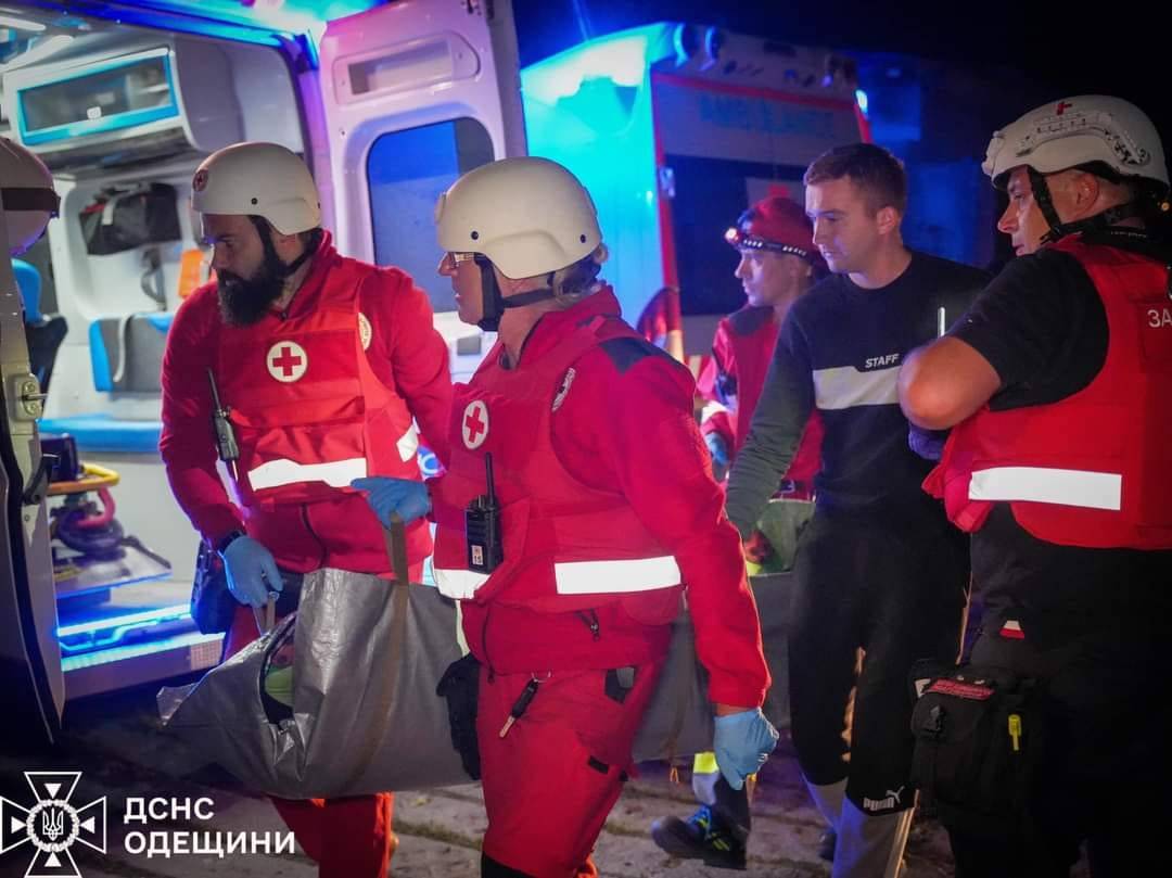 The russians attacked the Odesa Region at night. Photo: State Emergency Service