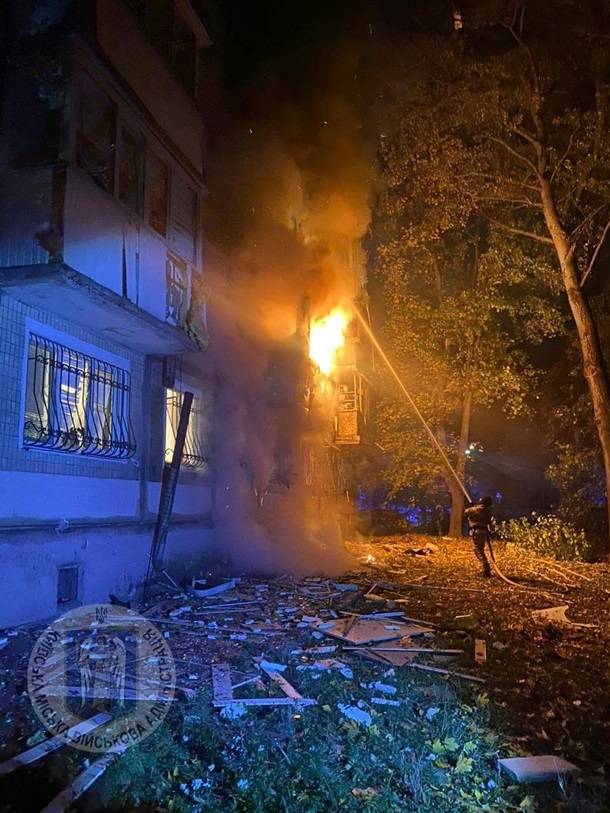 Наслідки атаки дронів. Фото: КМВА