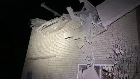Последствия вражеских обстрелов в Донецкой области. Фото: Нацполиция