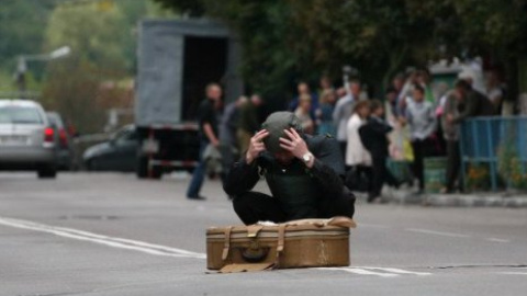 Центр Житомира "заминировали" чемоданом