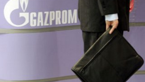 "Газпрому" не хватает туалетной бумаги.
