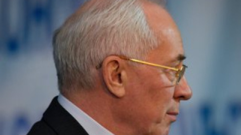С украинской стороны документ подписал Азаров.