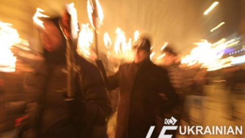 Факельное шествие в честь Героев Крут во Львове
