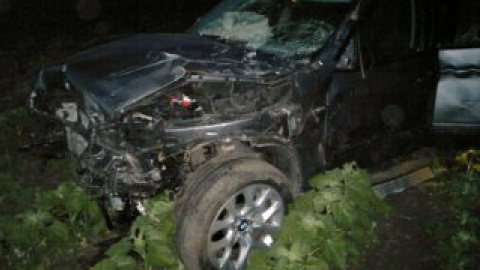 ДТП произошло на 340 км автодороги Знаменка - Луганск – Изварино. Фото предоставлено пресс-службой ГАИ