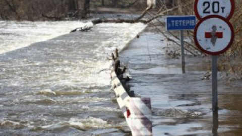 Вода поднялась на 1,3 метра.