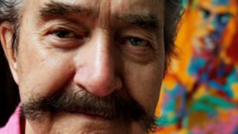 Нейман написал 15 книг.