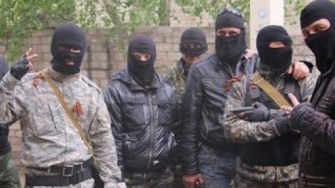 СМИ: в горах Крыма тренируют боевиков и отправляют на Восток Украины