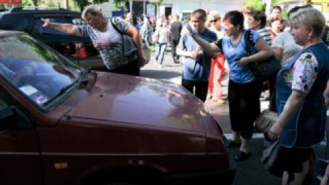 Продавцы Лукьяновского рынка перекрыли улицу Мельникова.