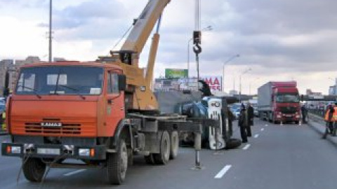 Водитель ЗИЛ резко затормозил во избежание ДТП.