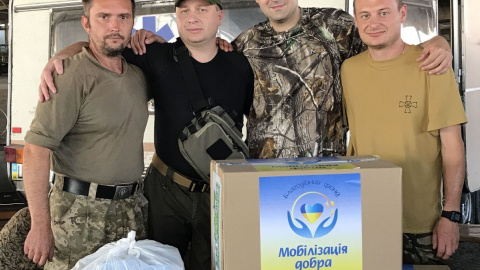 Фонд "Мобілізація добра" відсвяткував День Конституції на передовій, - ЗМІ