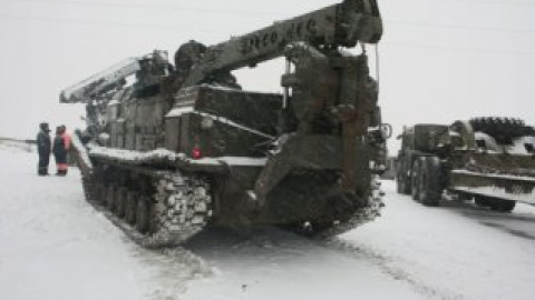 Были вызволены около 30 автомобилей. Фото: МЧС в Донецкой области