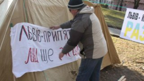 Львовские чернобыльцы поддержали киевских и донецких.