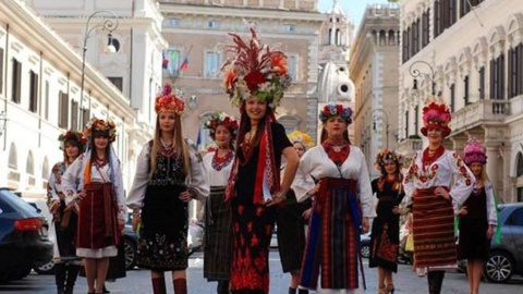 Парад вишиванок у Римі. Фото: facebook.com/oles.horodetskyy