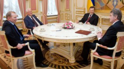 На встрече четырех Президентов.