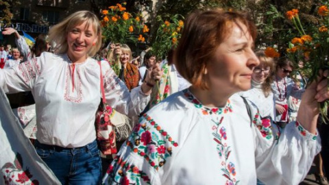 Напередодні Дня міста у Полтаві пройшов парад вишиванок