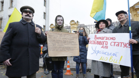 ​У Києві пройшла яскрава акція на захист української мови