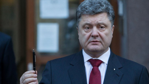 Порошенко вшанував пам'ять жертв теракту в Парижі