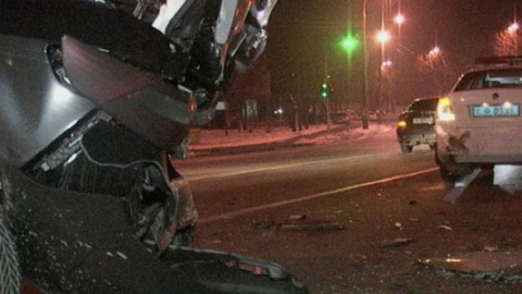 ​У Києві водій у стані наркотичного сп'яніння протаранив машину ДАІ