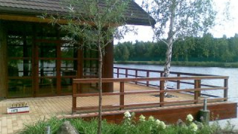 Беседка, из которой украили унитаз.