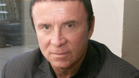 В частности, в грамоте отмечается, что ее дали "за труды на славу святой Церкви".