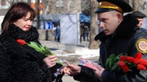 Кроме того, все желающие могли сфотографироваться с пожарной машиной.