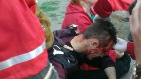 На марш ультрас в Харькове напали пророссийские активисты