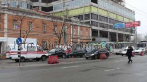 ДТП произошло на улице Льва Толстого.