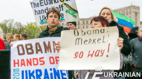 В Харькове сепаратисты митинговали за федерализацию