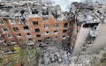 SESU shows consequences of russian strike on a five-story building in Kryvyi Rih