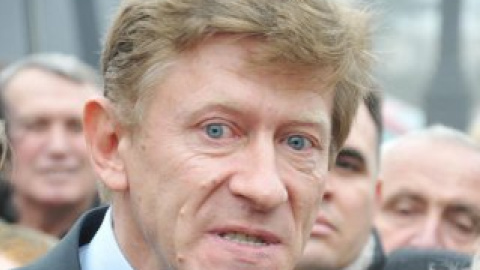 Забзалюк заявляет, что проводил депутатское расследование и никогда не выходил из фракции БЮТ.