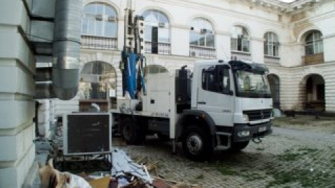 Окружной админсуд Киева оценивает историчность Гостиного двора в разных решениях по-разному.