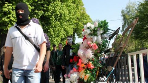Во Львове на День Победы произошли столкновения