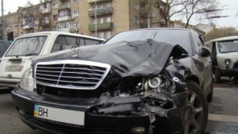 Автомобиль священника.