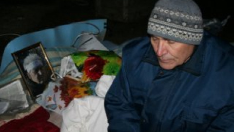 Донецкие чернобыльцы провели последнюю ночь под зданием ПФ.